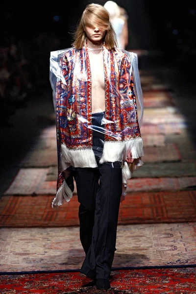 Look 21